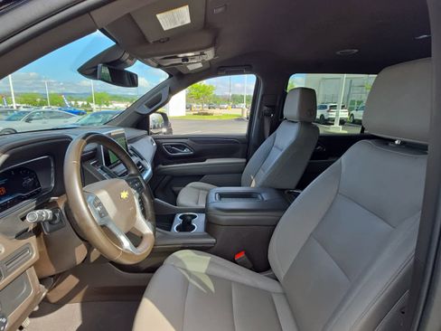 Used 2023 Chevrolet Suburban LT AWD/4WD image 14