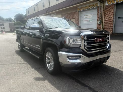 Used 2018 GMC Sierra 1500 SLT w/ SLT Premium Package AWD/4WD image 12