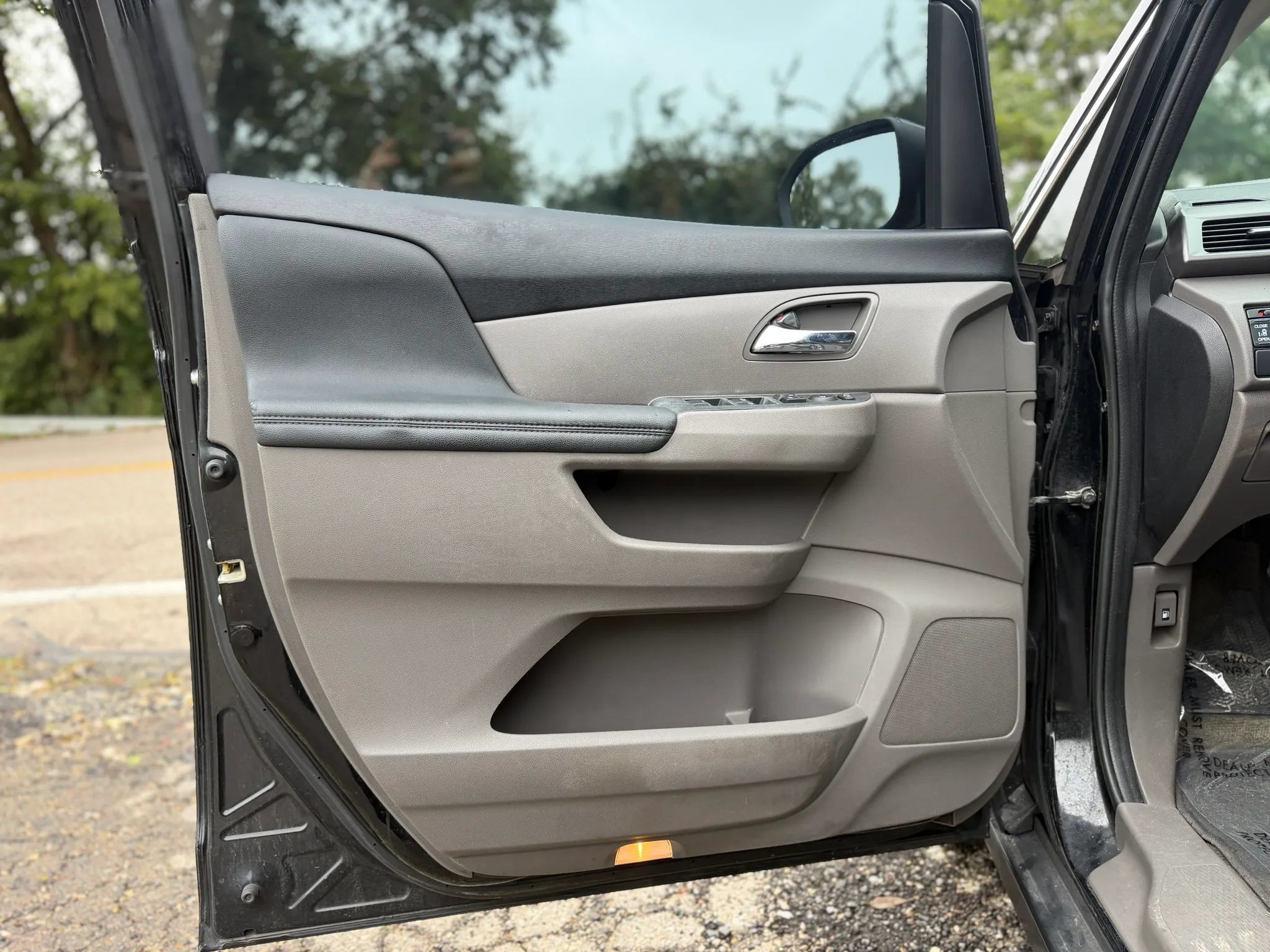 Used 2015 Honda Odyssey EX-L image 15