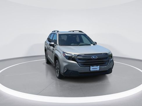 New 2026 Subaru Forester Premium AWD/4WD image 3