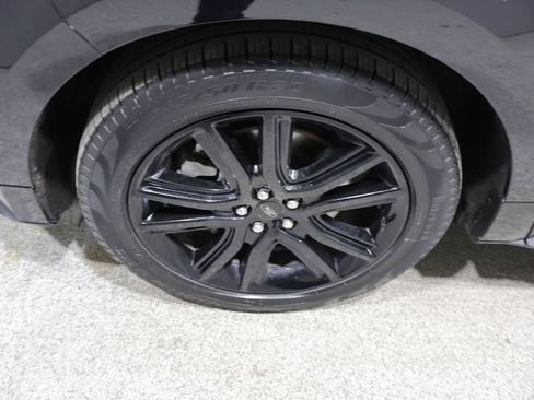 Used 2024 Ford Edge ST-Line AWD/4WD image 8