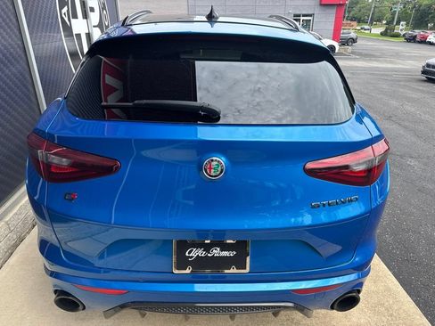 Used 2023 Alfa Romeo Stelvio Estrema AWD/4WD image 11