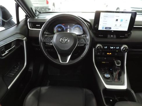 Used 2024 Toyota RAV4 XSE w/ Weather Package AWD/4WD image 19
