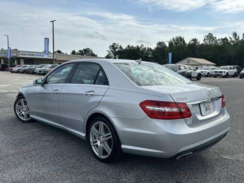 Used 2010 Mercedes-Benz E 350 Sedan image 9