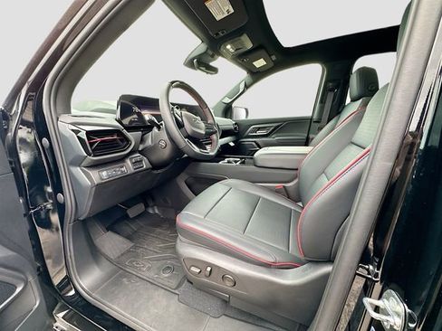 New 2024 Chevrolet Silverado EV RST image 20