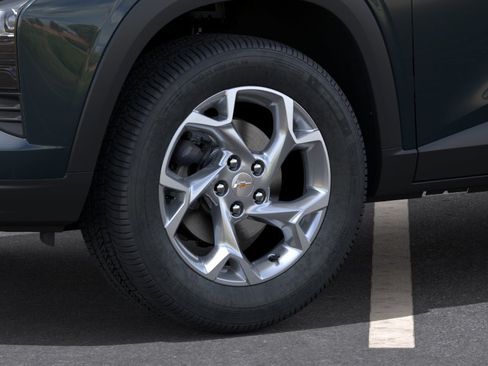 New 2026 Chevrolet Trax LS w/ LS Convenience Package FWD image 33