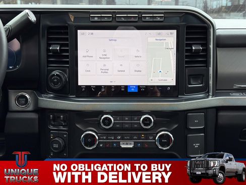 Used 2024 Ford F350 Platinum w/ FX4 Off-Road Package image 36