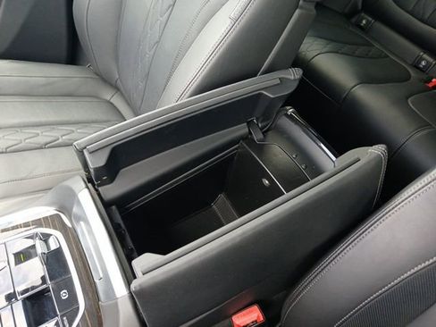 Used 2025 BMW X5 xDrive50e image 23