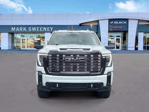 New 2026 GMC Sierra 2500 Denali Ultimate AWD/4WD image 2