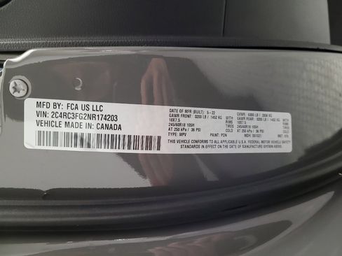 Used 2022 Chrysler Pacifica Touring AWD/4WD image 33