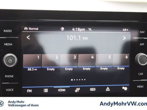 Used 2026 Volkswagen Jetta SEL FWD image 24