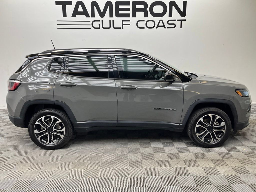 Used 2022 Jeep Compass Limited AWD/4WD image 4
