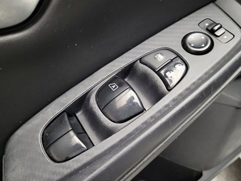 Used 2021 Nissan Sentra SV FWD image 27
