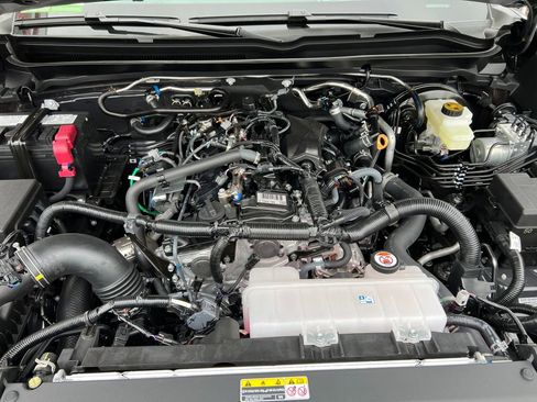 New 2026 Toyota Tacoma SR5 AWD/4WD image 9