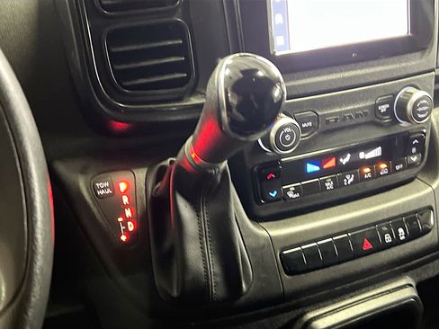 Used 2023 RAM ProMaster 2500 FWD image 24