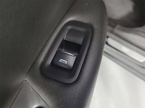 Used 2020 Cadillac XT6 Premium Luxury image 15