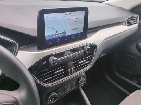 Certified 2022 Ford Escape SE image 27