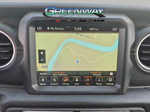 Used 2022 Jeep Wrangler Unlimited Rubicon 4xe w/ Cold Weather Group AWD/4WD image 15