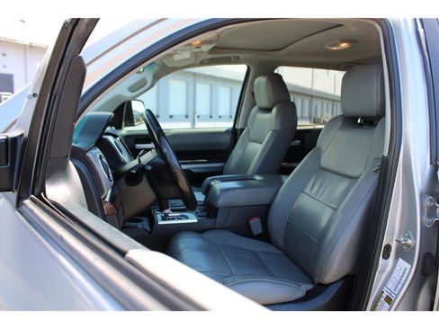 Used 2017 Toyota Tundra Limited image 8