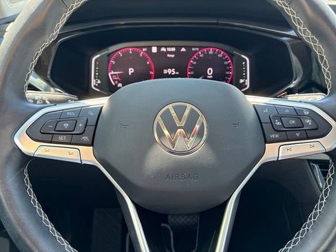 Used 2023 Volkswagen Taos SEL AWD/4WD image 30