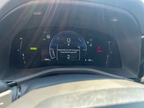 Used 2026 Toyota Camry SE w/ Multimedia Upgrade Package FWD image 7