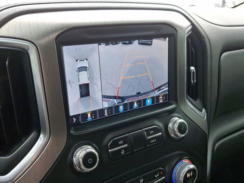 Certified 2022 GMC Sierra 2500 Denali w/ Denali Black Diamond Edition image 15