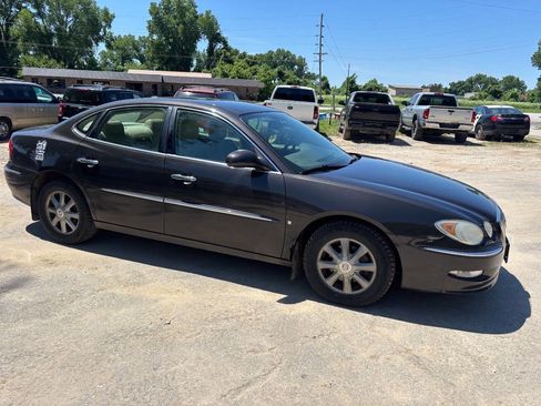 Used 2008 Buick LaCrosse CXL w/ Driver Confidence Package FWD image 2