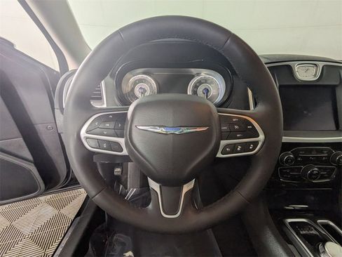 Used 2023 Chrysler 300 Touring L w/ Popular Equipment Group image 17