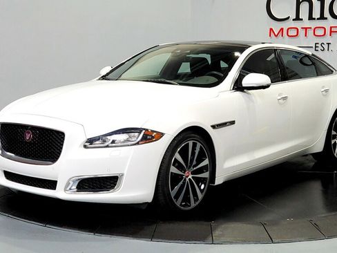 Used 2019 Jaguar XJ AWD image 4