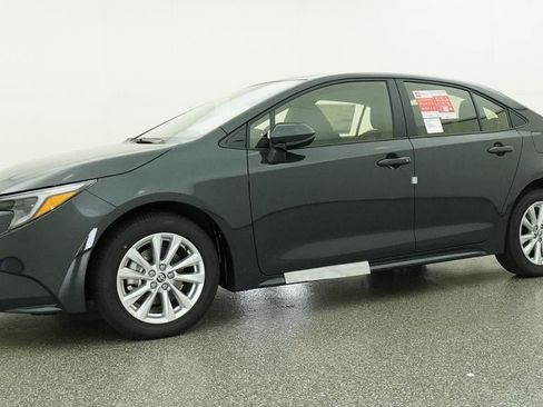 New 2026 Toyota Corolla LE FWD image 18