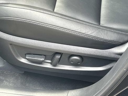 Certified 2025 INFINITI QX50 Pure AWD/4WD image 17