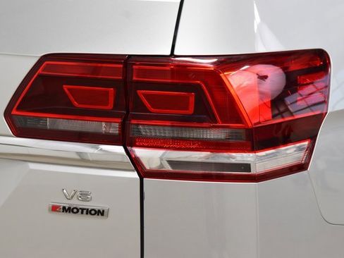 Used 2018 Volkswagen Atlas SE image 18