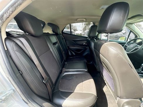 Used 2021 Buick Encore Preferred image 24