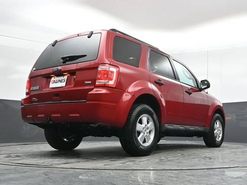 Used 2010 Ford Escape XLT image 31