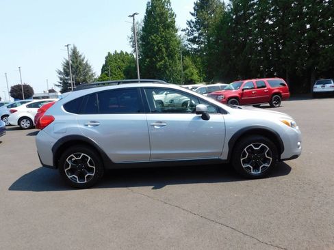 Used 2015 Subaru Crosstrek 2.0i Premium AWD/4WD image 18