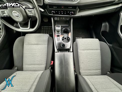 Used 2021 Nissan Rogue S AWD/4WD image 35