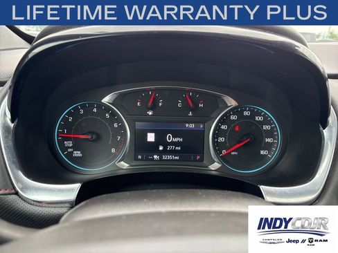 Used 2023 Chevrolet Traverse RS w/ LPO, Floor Liner Package AWD/4WD image 16