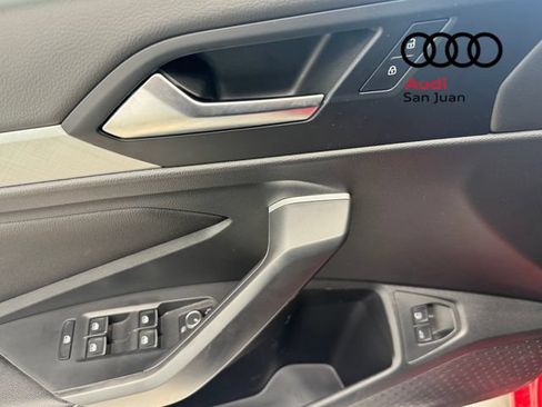 Used 2022 Volkswagen Jetta SE w/ Panoramic Sunroof Package FWD image 28