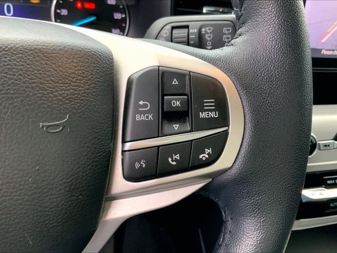 Certified 2023 Ford Explorer XLT image 23