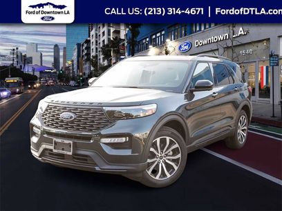 New 2023 Ford Explorer ST-Line w/ Class IV Trailer Tow Package