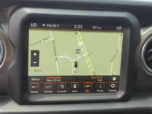 Used 2021 Jeep Wrangler Unlimited Sahara AWD/4WD image 20