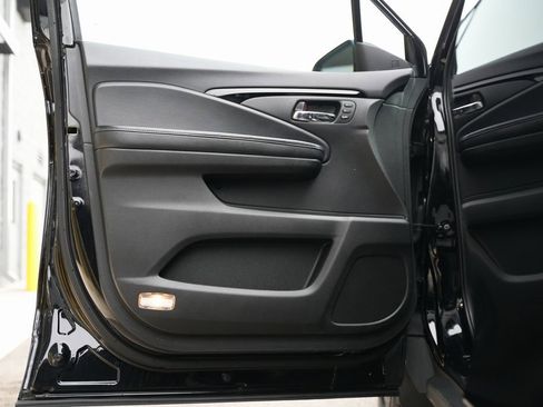 Used 2020 Honda Ridgeline RTL-E image 43