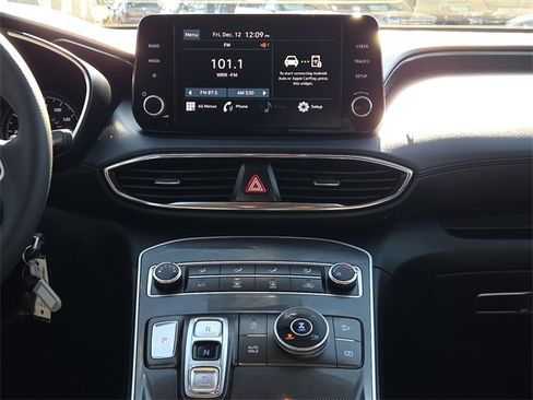 Certified 2023 Hyundai Santa Fe SE image 12