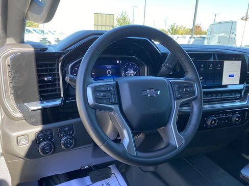 Used 2023 Chevrolet Silverado 1500 RST image 17