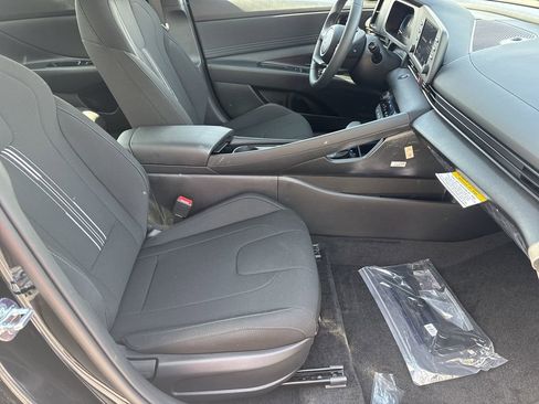 New 2026 Hyundai Elantra SEL Sport Premium FWD image 13