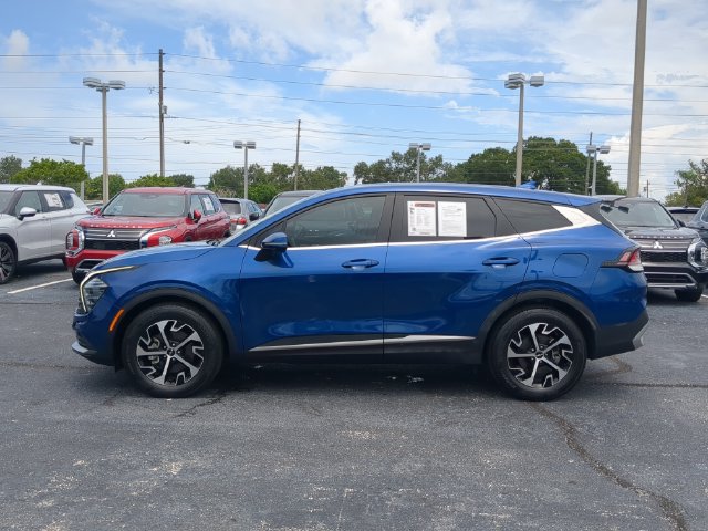 Used 2024 Kia Sportage EX FWD image 9