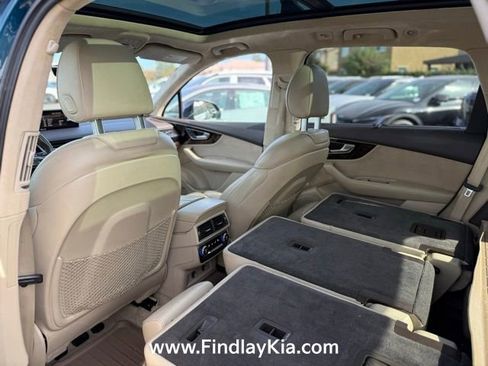 Used 2018 Audi Q7 3.0T Prestige w/ Prestige Package image 6
