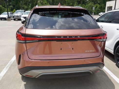 Used 2025 Lexus RX 350 Premium w/ Accessory Package (Z1) FWD image 6