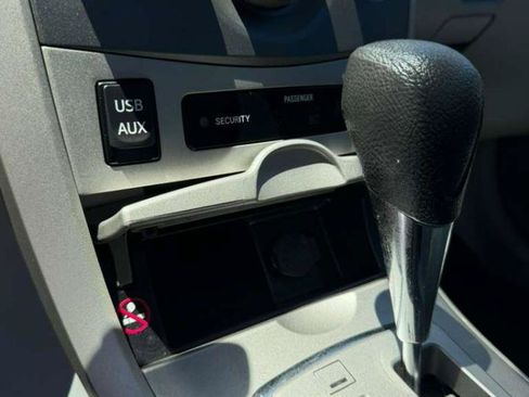 Used 2013 Toyota Corolla LE FWD image 20
