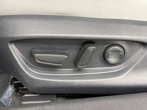Certified 2026 Toyota Camry SE w/ Convenience Package FWD image 23